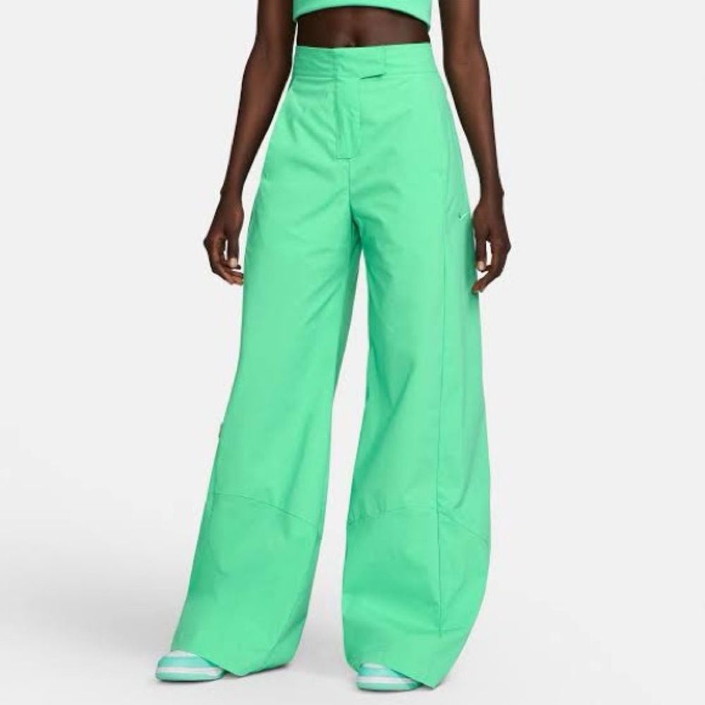 Nike Wide-Leg High-Waist Pants in Mint Green